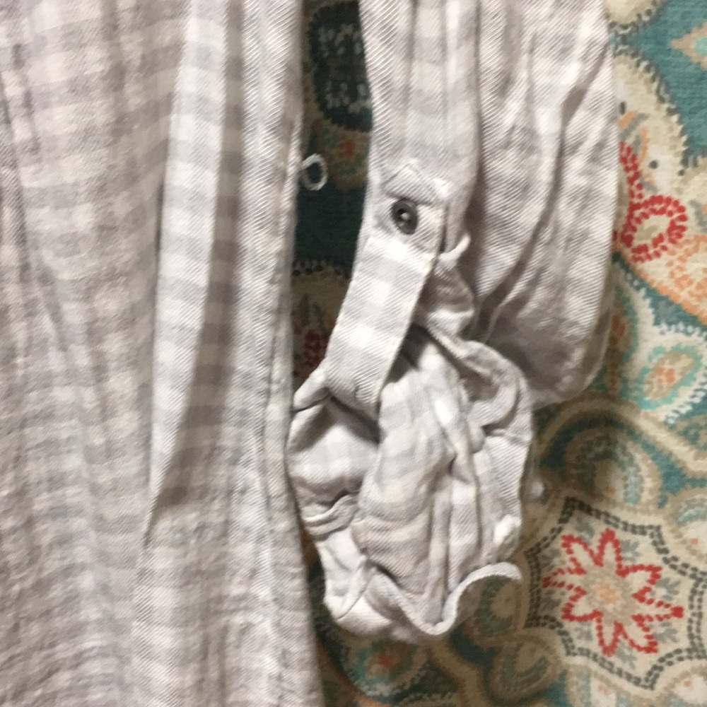 *HP* Motherhood Maternity shirt - Picture 3 of 7